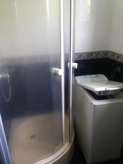 bezpośrednio ładne mieszkanie trzypokojowe na pokoje.