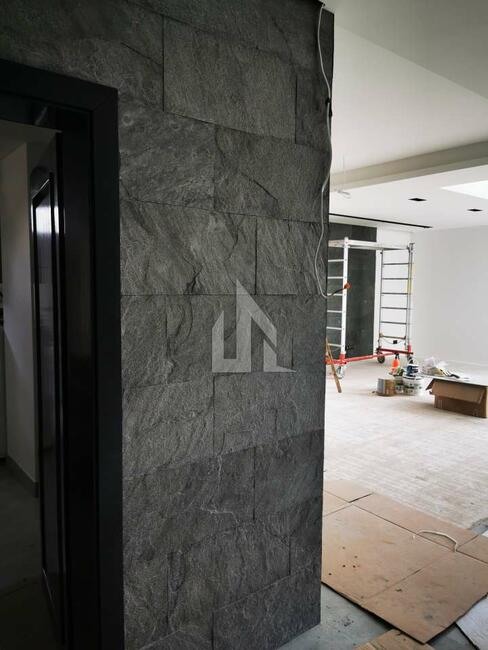 Fornir kamienny Silver Grey – kamień elewacyjny / STONELAND