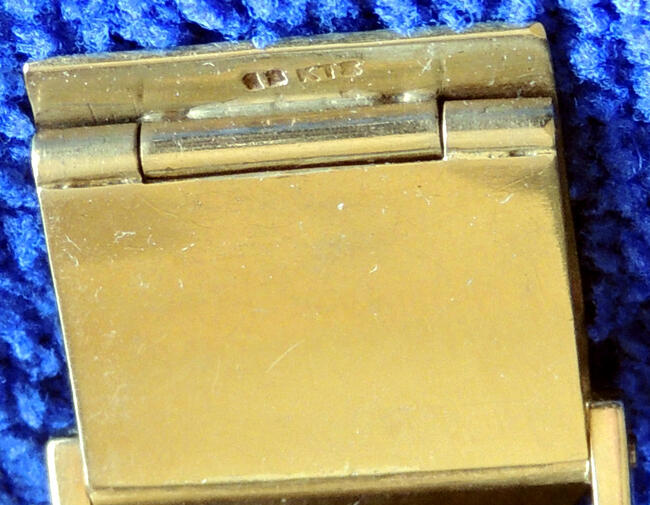 Złoty, 18k zegarek Longines z bransoletą i pierścieniem.