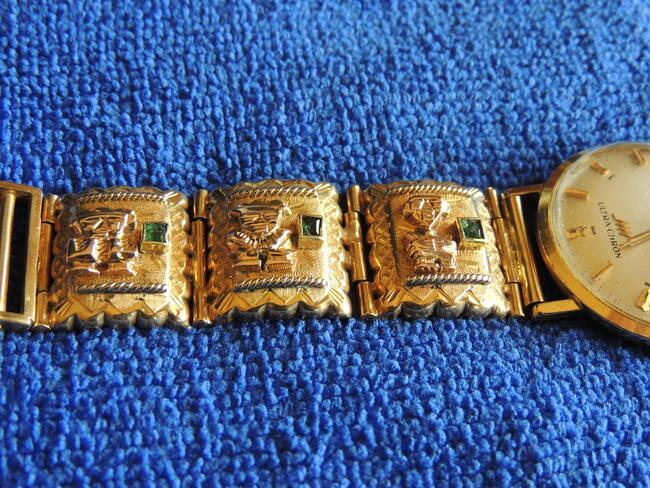 Złoty, 18k zegarek Longines z bransoletą i pierścieniem.