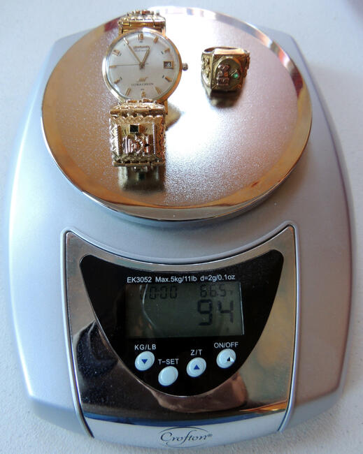 Złoty, 18k zegarek Longines z bransoletą i pierścieniem.