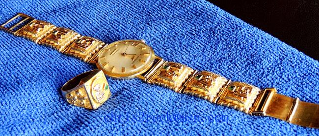 Złoty, 18k zegarek Longines z bransoletą i pierścieniem.