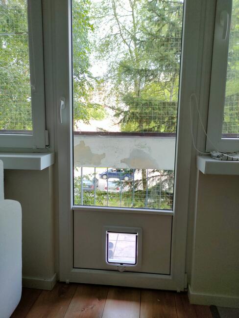 Przystosowanie okna do klimatyzatora wewnętrznego szklarz