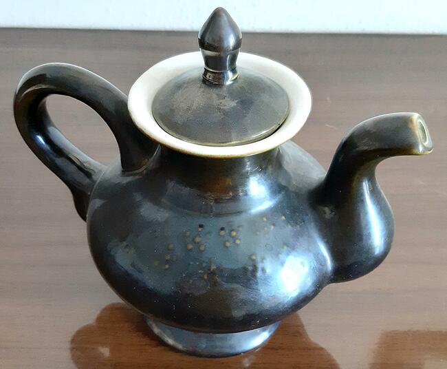 Zabytkowy nieużywany dzbanek ZSRR / CCCP