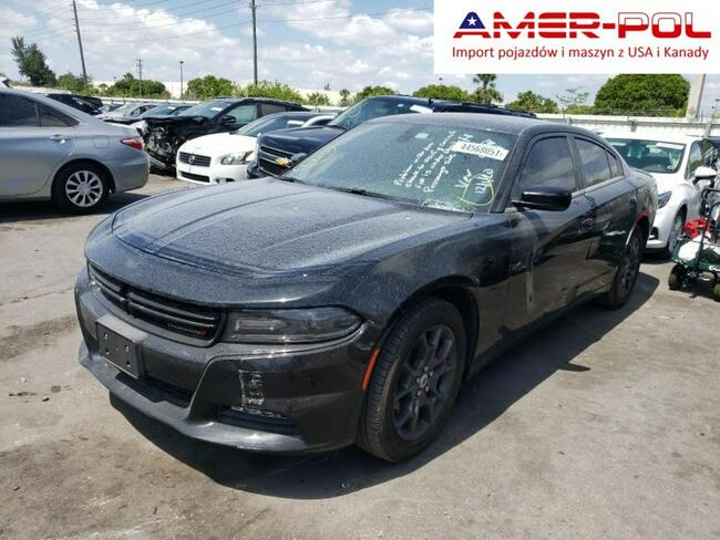 Dodge Charger 2018, 3.6L, 4x4, uszkodzona szyba