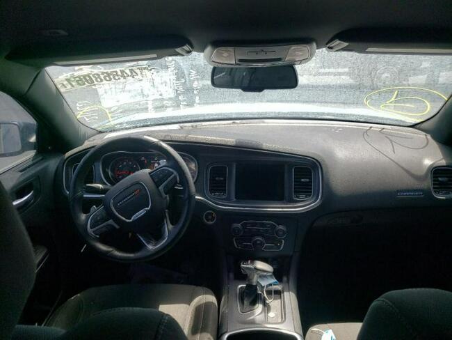 Dodge Charger 2018, 3.6L, 4x4, uszkodzona szyba