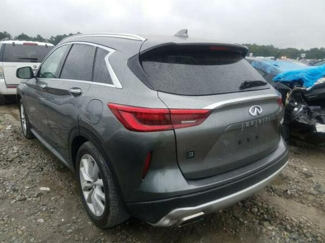 Infiniti QX50 2019, 2.0L, Essential, porysowany lakier