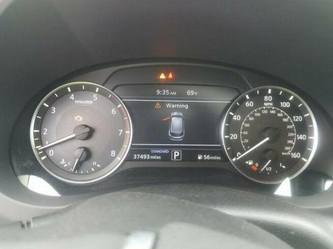 Infiniti QX50 2019, 2.0L, Essential, porysowany lakier