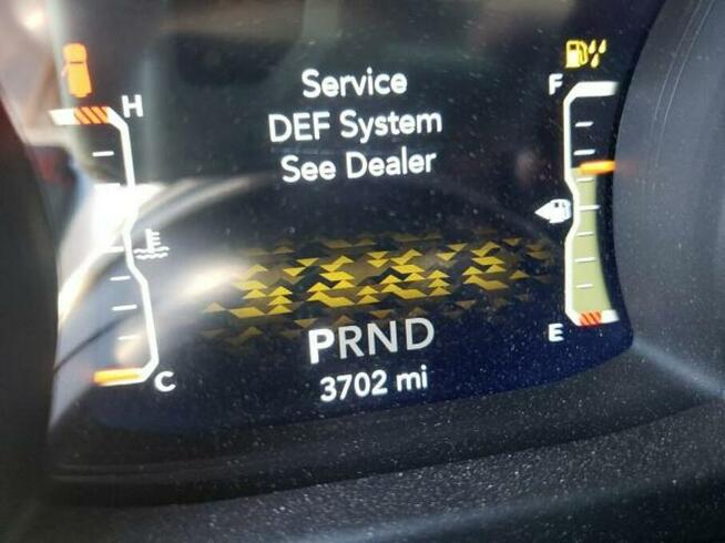 Jeep Wrangler 2021, 3.0L, 4x4, porysowany lakier