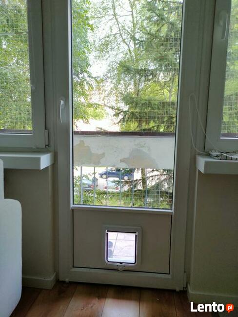 Wymiana pakietów szybowych termicznych w oknach szklarz