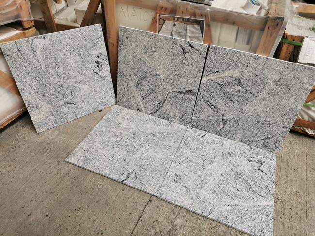 Płytki Granitowe VISCONT WHITE DUKE 60x60x1,5 poler