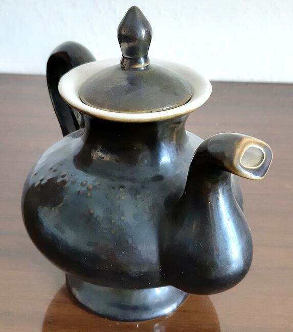 Zabytkowy nieużywany dzbanek ZSRR / CCCP