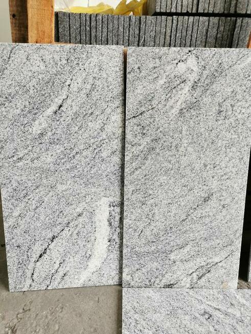 Płytki granitowe VISCONT WHITE DUKE 61x30,5x1,2 poler