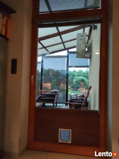 Wymiana pakietów szybowych termicznych w oknach szklarz