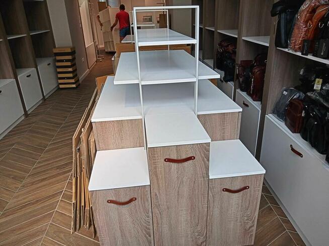 Dostawka do wyspy / szafka do ekspozycji towaru