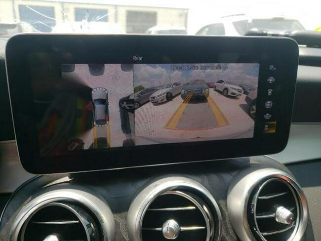 Mercedes GLC 300 2021, 2.0L, 4x4, po gradobiciu