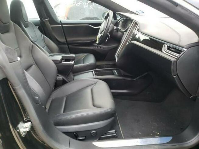 Tesla Model S 2016, 60D, po gradobiciu