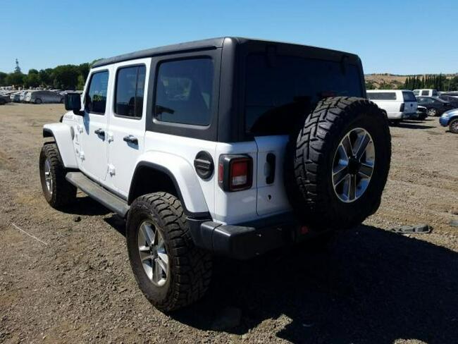 Jeep Wrangler 2019, 2.0L, 4x4, porysowany lakier