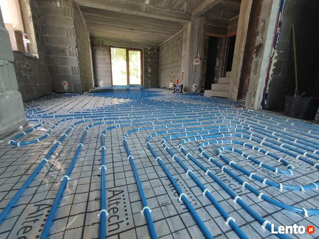 Wylewki maszynowe posadzki z mixokreta ogrzewanie podłogowe