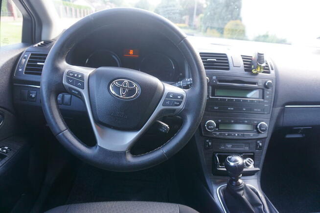 Sprzedam Toyotę Avensis III Kombi