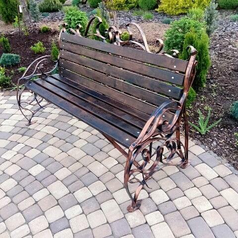 Huśtawki, ławki ogrodowe z metalu. Kowalstwo artystyczne