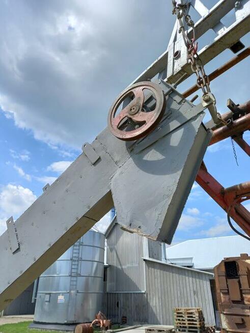 Żmijka - podajnik łańcuchowy do zboża