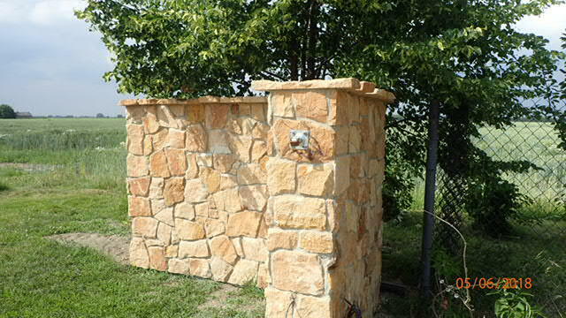 Kamień na ogrodzenie