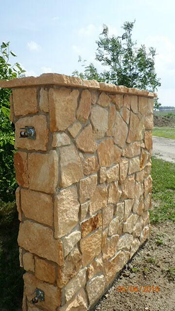 Kamień na ogrodzenie