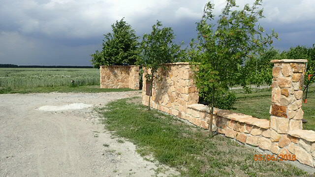 Kamień na ogrodzenie