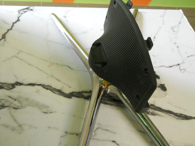 Stopa z TV Samsung UE40F6270 SS           9-047
