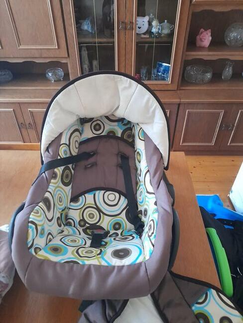 Fotelik samochodowy nosidełko carlo 0-11 kg