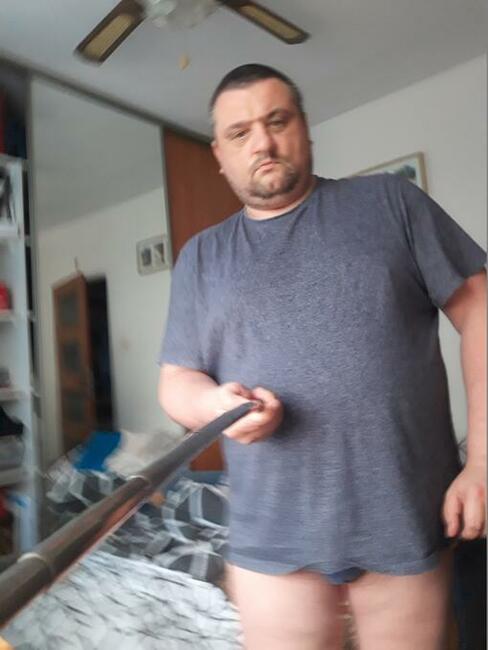 42 latek