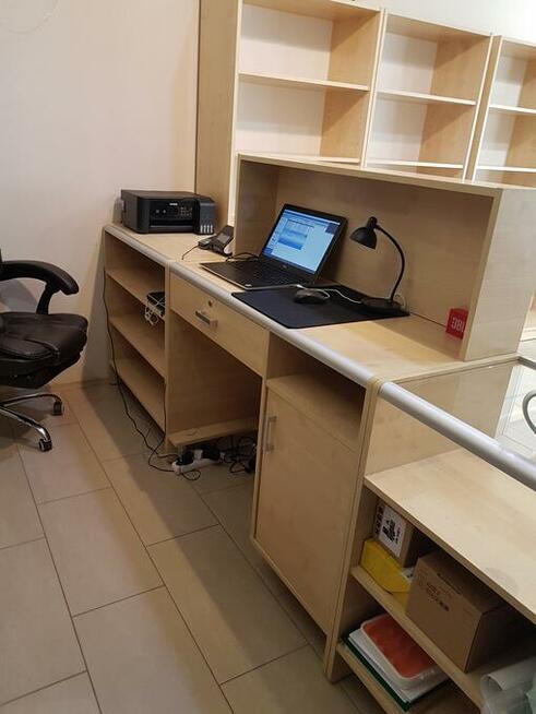 Meble sklepowe - kompletny zestaw (regały, lady, stoły ekspo