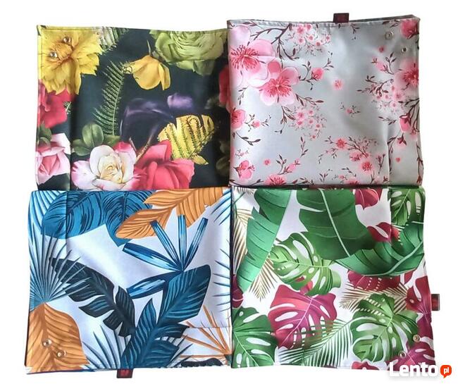 Mata do przesadzania roślin doniczkowych, wzór kwiat wiśni