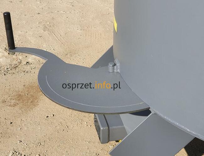 Mieszalnik bębnowy do betonu i pasz 600-1800 litrów