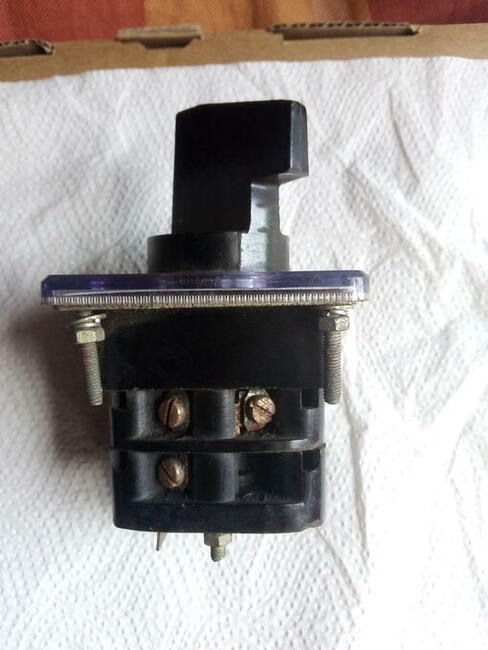 Sprzedam wyłącznik