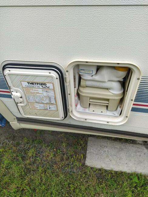 Sprzedam przyczpę kempingową