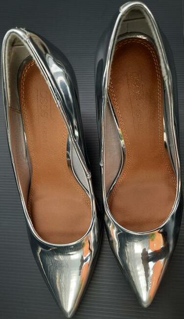 38 Asos srebrne szpilki 11cm metallic 24cm