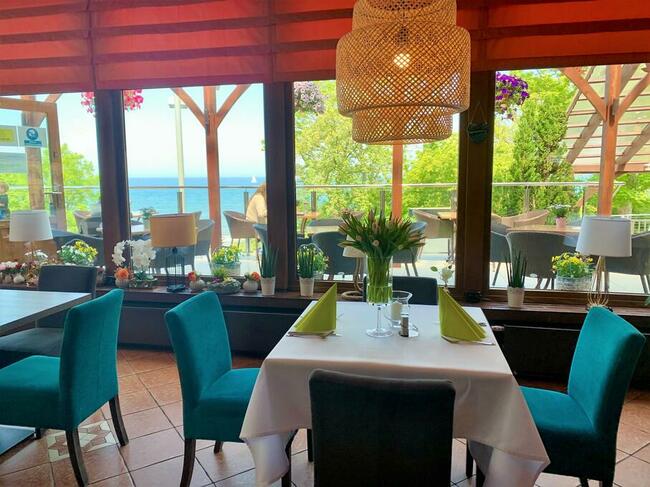 Restauracja w Rewalu zatrudni kelnera