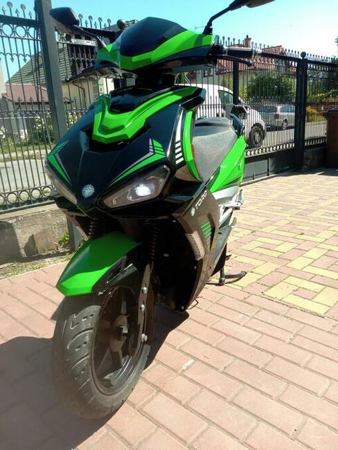 Skuter elektryczny bardzo ładny TORQ E-MAX