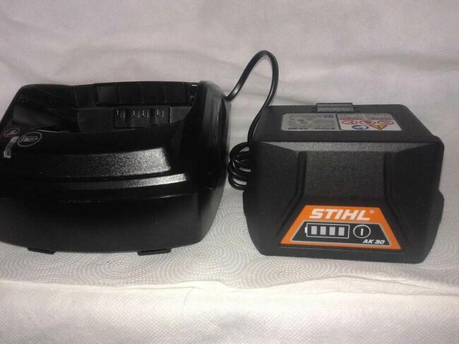 Nowa pilarka akumulatorowa STIHL MSA 140 pila lekka