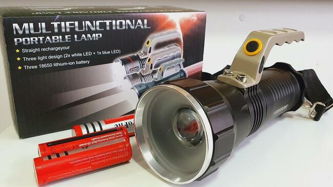 Metalowe akumulatorowe latarki z uchwytem szperacz 2aku