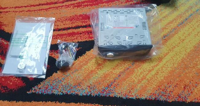 Sprzedam radio samochodowe USB AUX CD