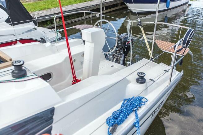 Czarter wynajem jachtu Mazury jacht Phila900 trzy kabiny