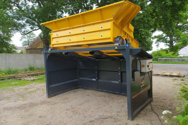 Przesiewacz wibracyjny PWB - 3 frakcje - sita 3,0 m2