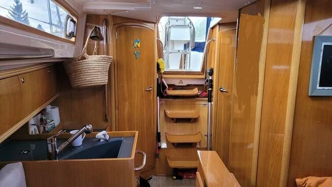 Czarter jachtu wynajem Mazury jacht Shine30 3 kabiny lodówka