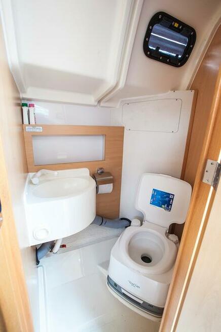 Czarter wynajem jachtu Mazury jacht Phila900 trzy kabiny