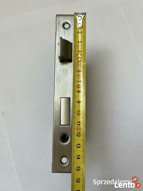 Zamek do drzwi do domku holenderskiego