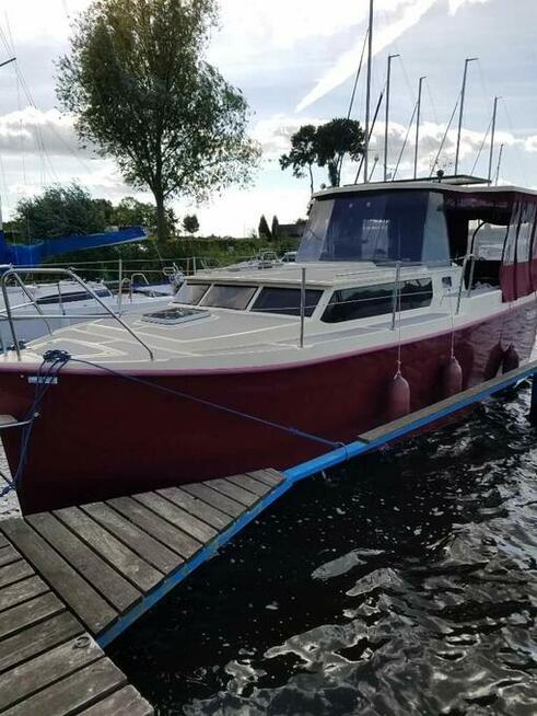 Czarter wynajem Mazury Jacht motorowy Houseboat Calipso750