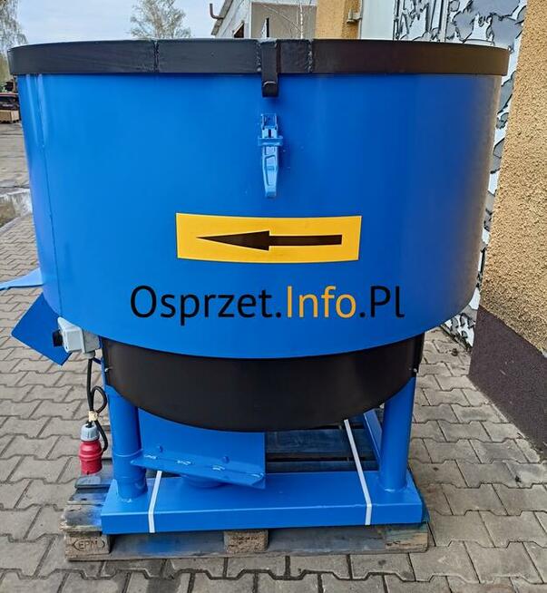 Betoniarka elektryczna bębnowa 400 - 1200 L, mieszalnik
